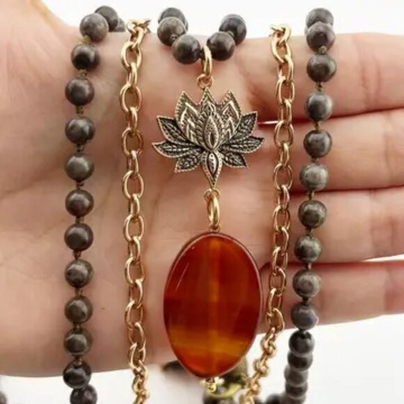 Limited Edition | Have Faith | Lotus Flower | Long Chain Fusion - Picture 2 of 2